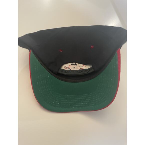 Vintgae Chicago Bulls Snapback Hat 90s NBA Official red and black - Picture 3 of 11